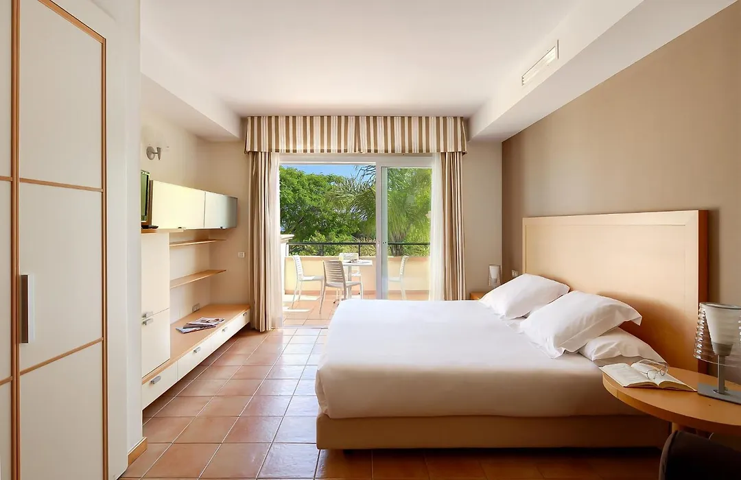 Elviria Hills Living-1